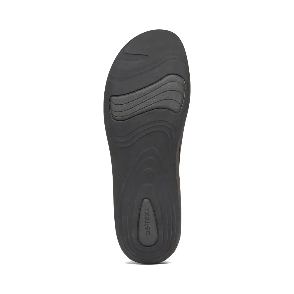 Aetrex Women's Karina Slip On in Black