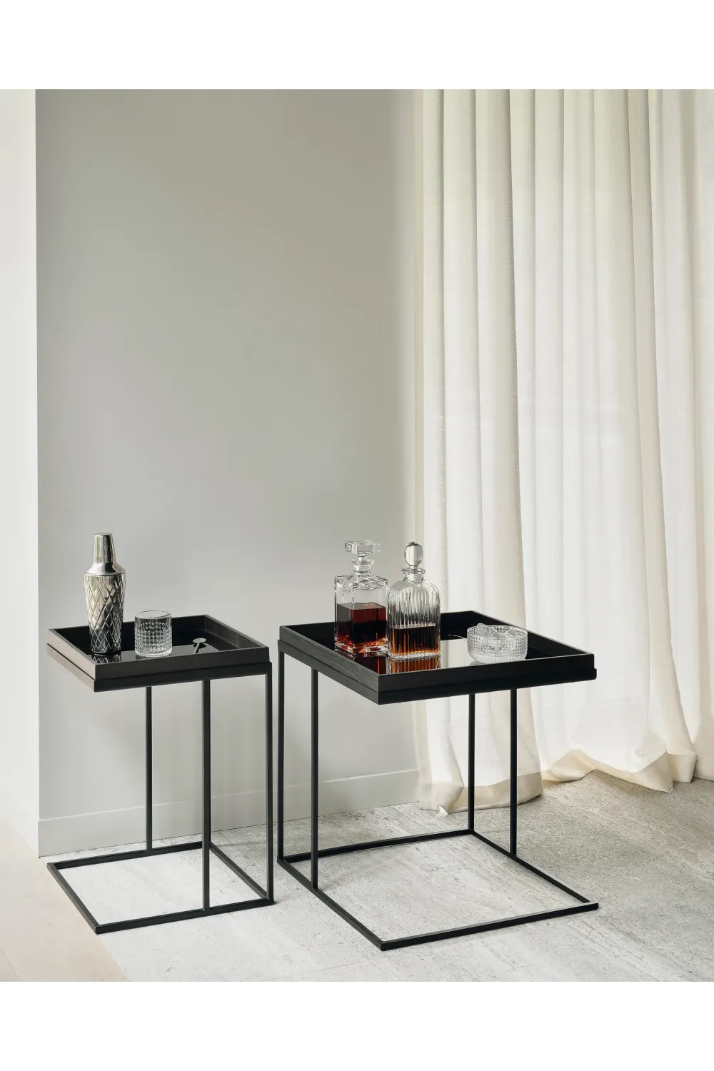 Black Metal Tray Side Table | Ethnicraft Square