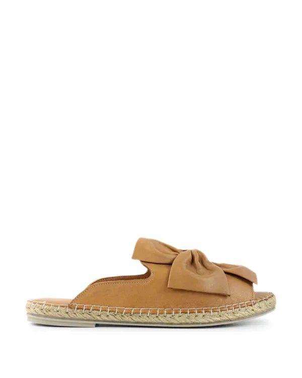 Bueno Kalmia ~ Coconut Tan ~ Leather