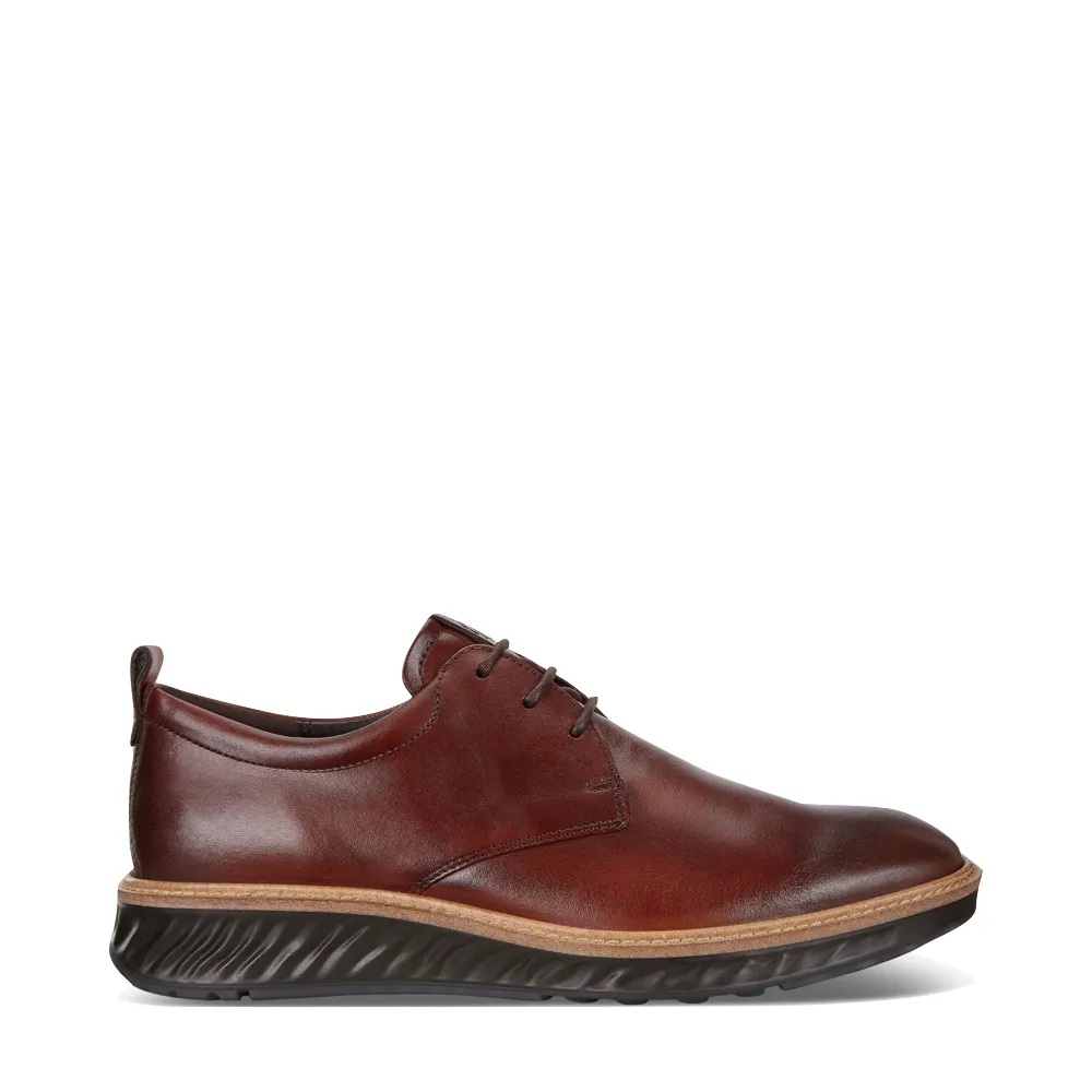 Ecco Men's ST. 1 Hybrid Plain Toe Shoe in Cognac