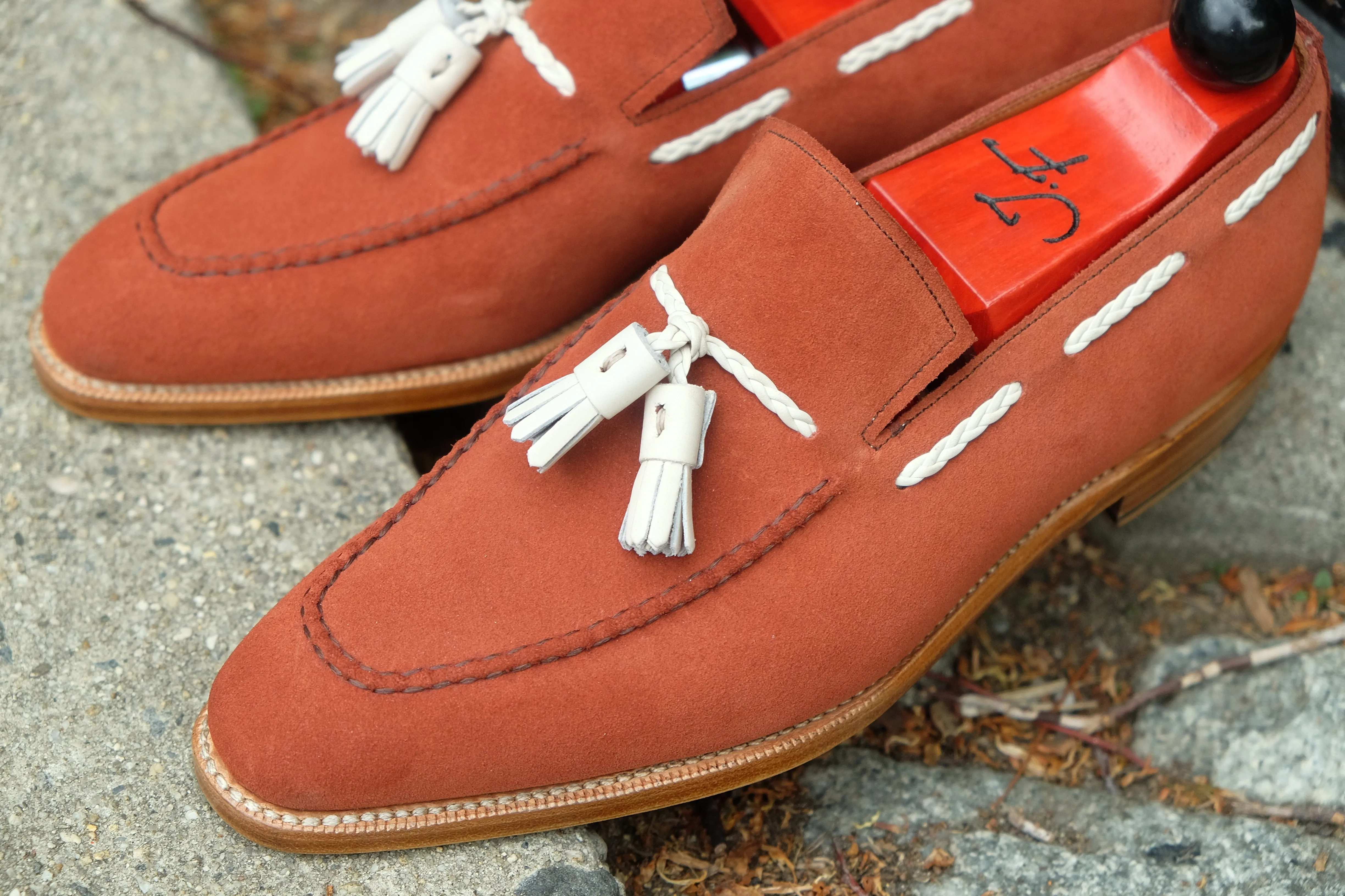 Eskapa - Rust Suede / Natural Crust Tassel - SAMPLE - Grade 1