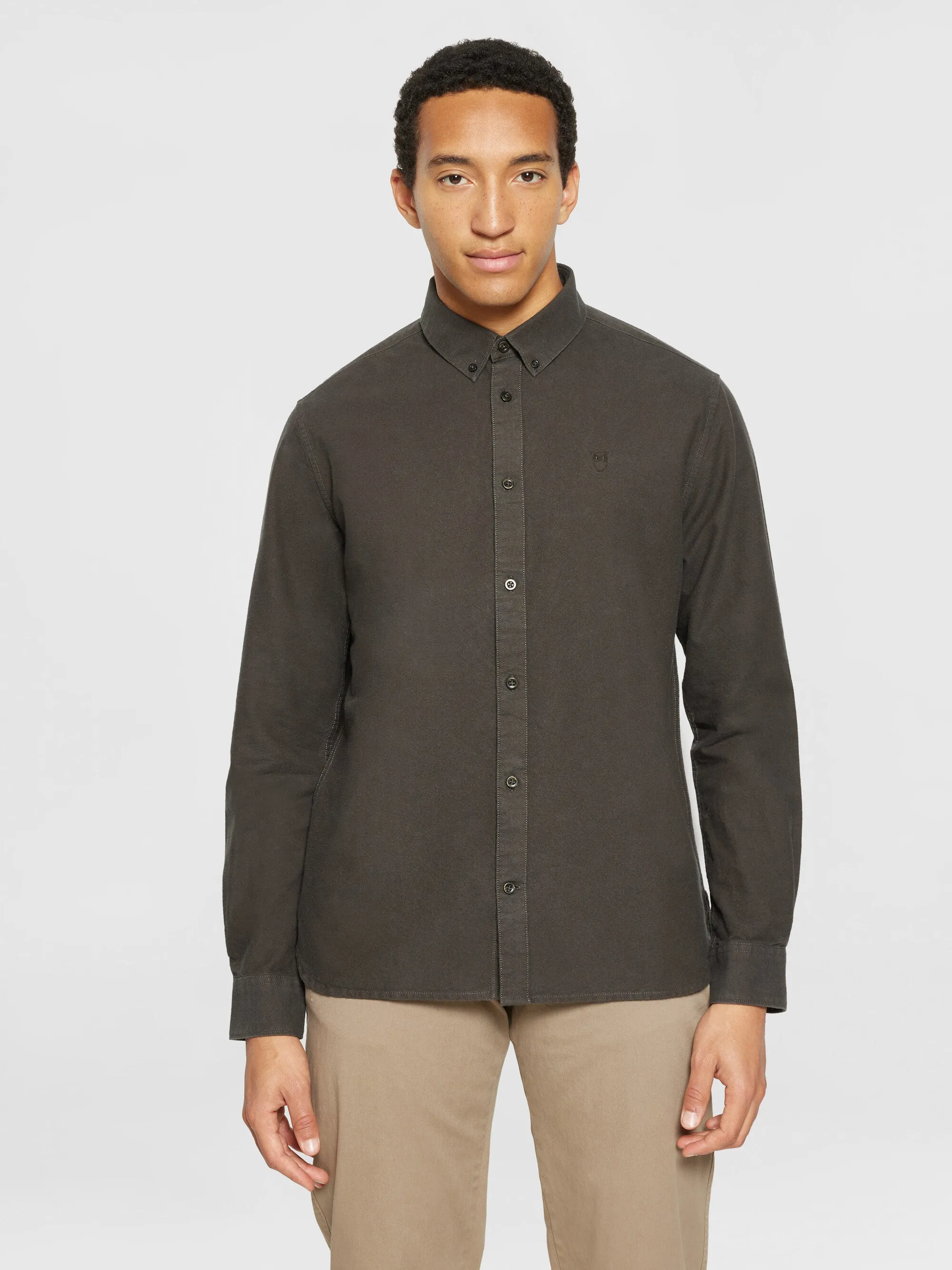 HARALD small owl oxford regular fit shirt - GOTS/Vegan - Demitasse (brown)