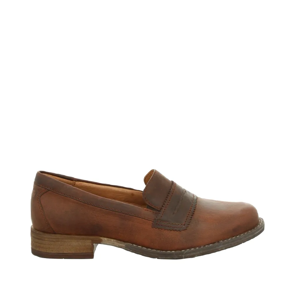 Josef Seibel Women's Sienna 96 Leather Loafer in Camel