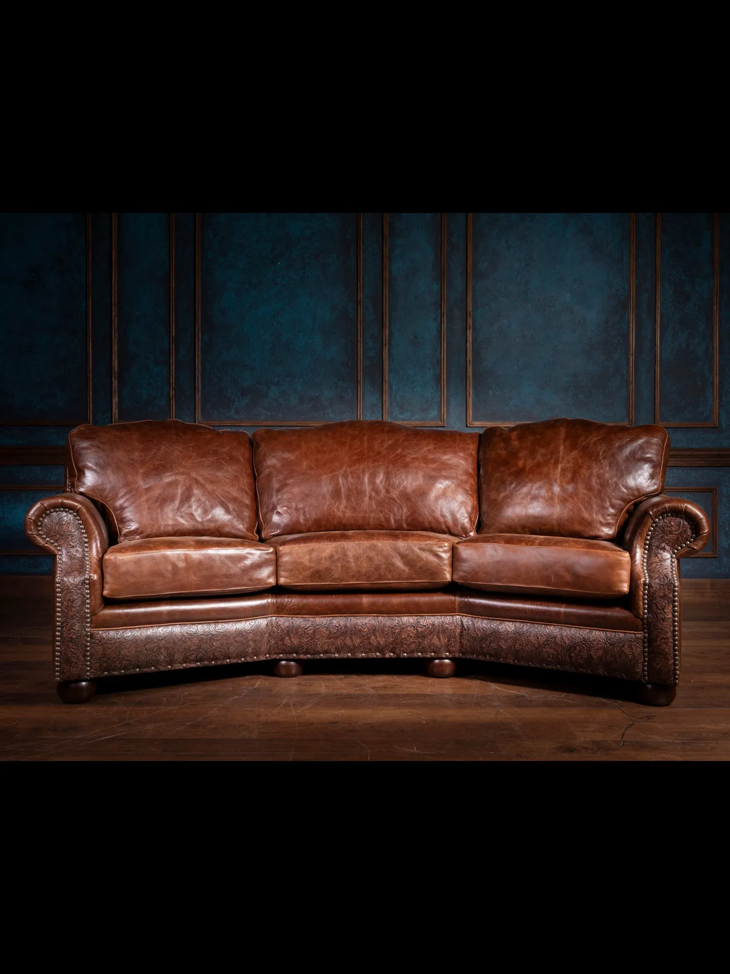 Texas Luxe Leather Curved Sofa