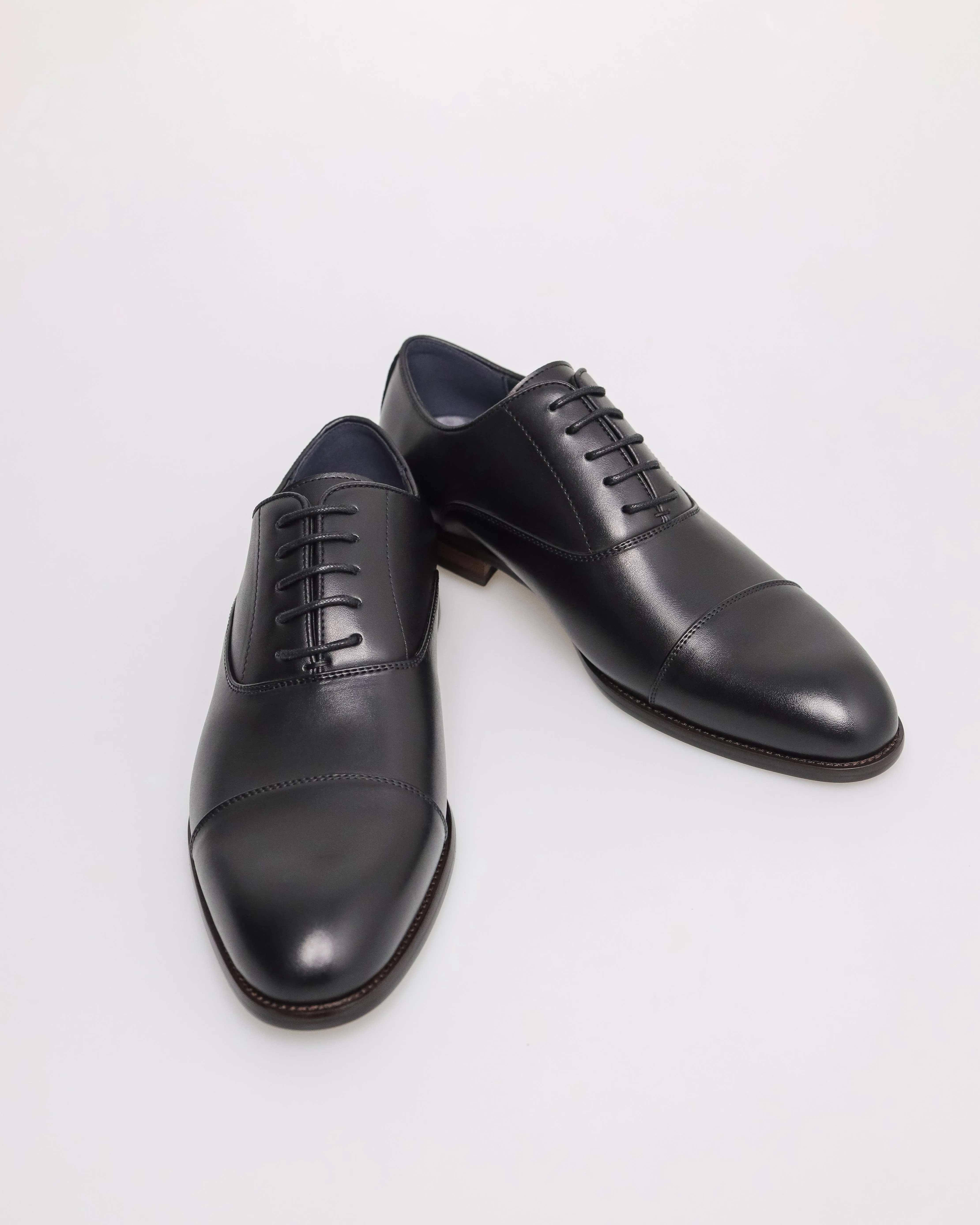 Tomaz F400 Men's Cap Toe Oxford (Black)