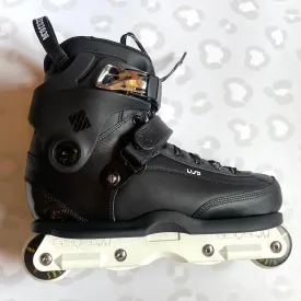 USD - Carbon   50/50 Complete Aggressive Inline Skate