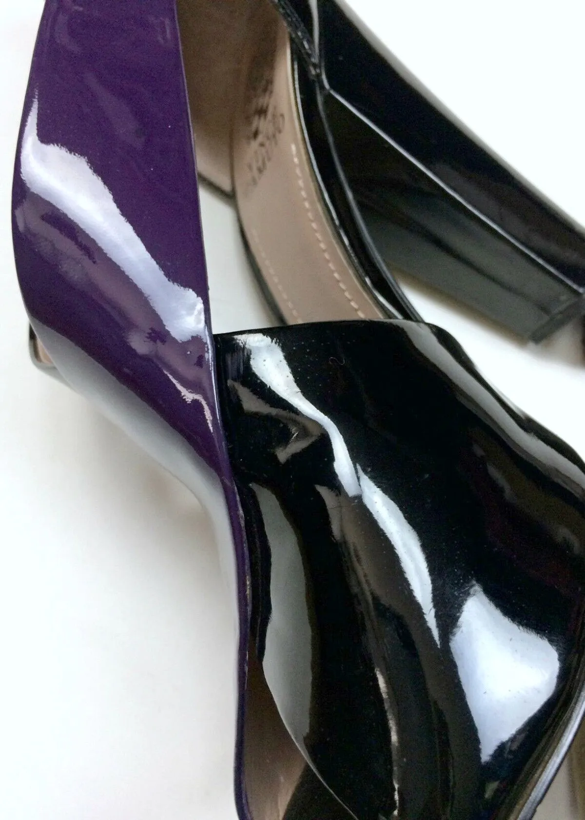 Vince Camuto Size 9.5 Purple & Black Pumps